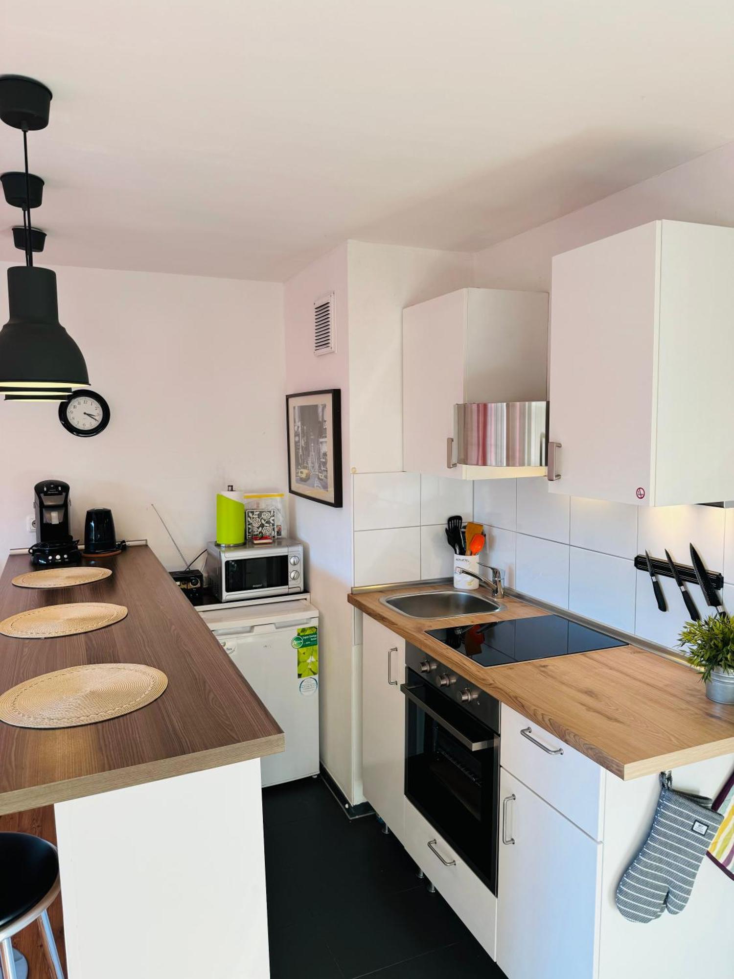 Messe Apartment Am Rhein Кельн Екстер'єр фото